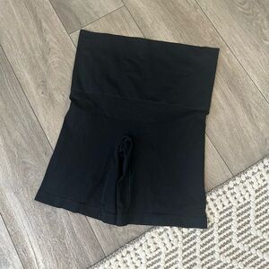 Yummie Shapewear | Perfectly Smooth & Perfect Booty | Like NEW | Size 1X / 2X